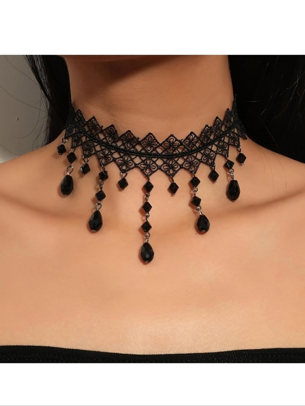 Black Lace Teardrop Choker Necklace - Women Jewelry - Picture 5 of 5